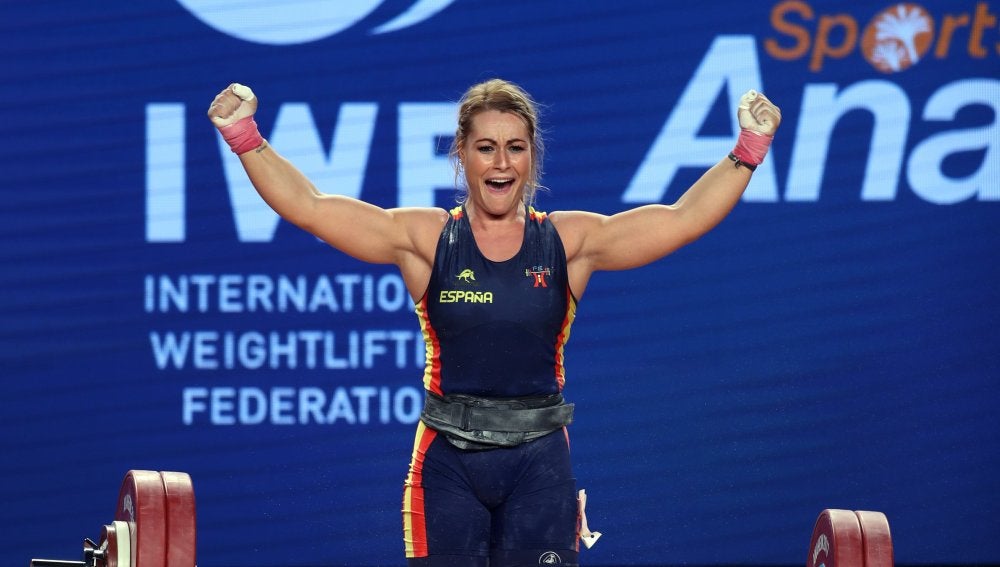 Lydia Valentín en el Mundial de Halterofilia disputado en California (EEUU)