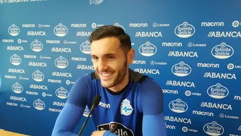 Lucas Pérez Dio las gracias a Arribas por lo aportado al Dépor