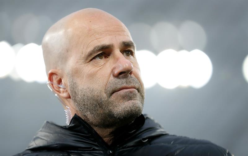Bosz: "Si el Real Madrid está en crisis, donde estaremos nosotros" Bosz: "Si el Real Madrid está en crisis, donde estaremos nosotros"