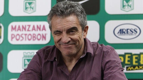 El entrenador Juanma Lillo.