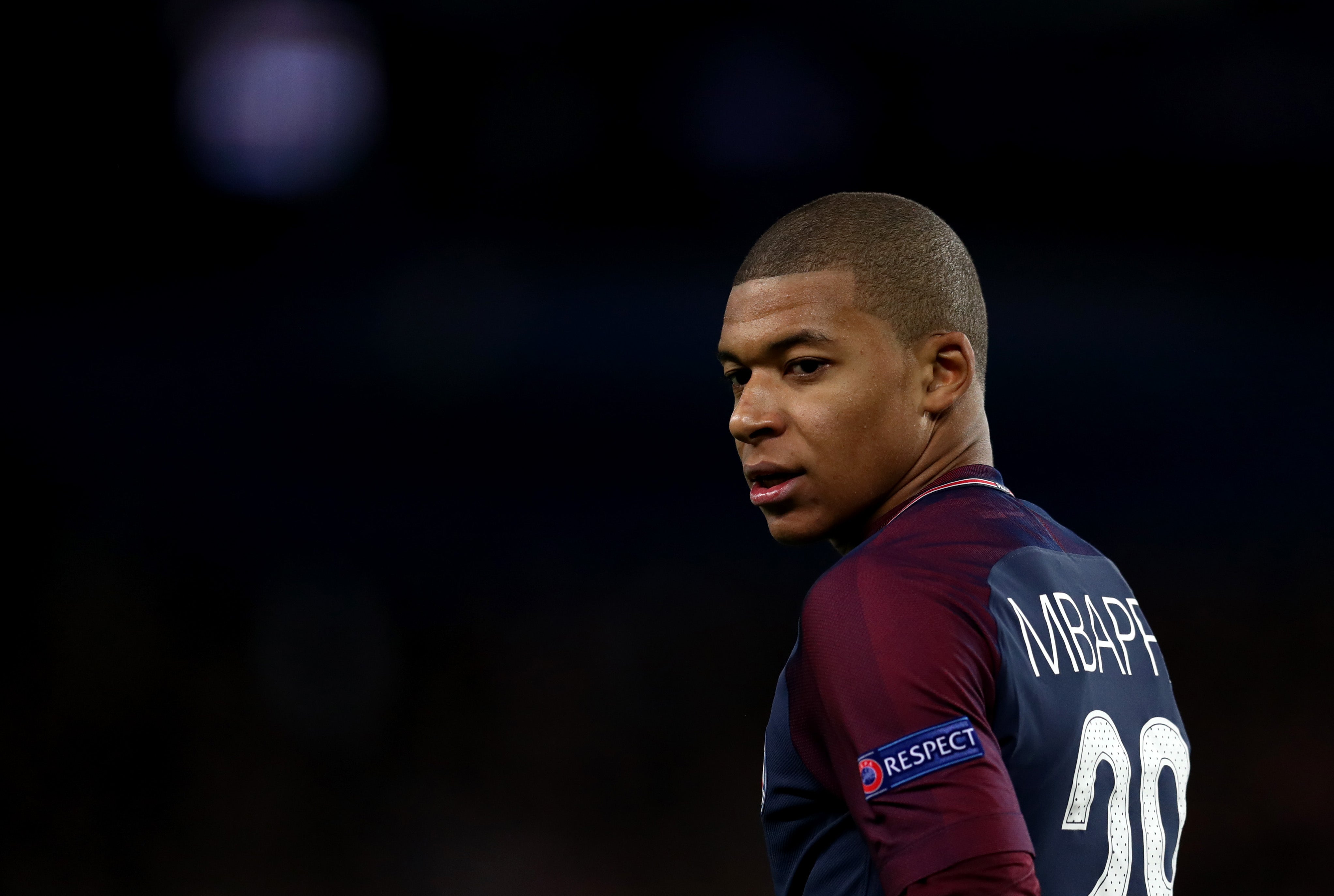 Mbappé: "Quiero precisar que pago todos mis impuestos en Francia, por todos mis ingresos" Mbappé: "Quiero precisar que pago todos mis impuestos en Francia, por todos mis ingresos"