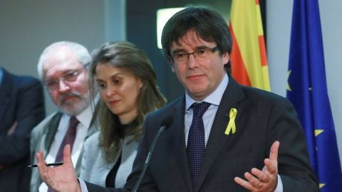Carles Puigdemont comparece ante los medios en Bruselas