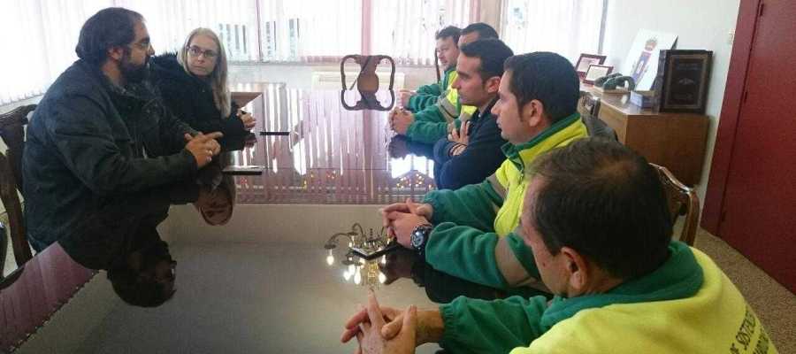 Reunión entre el David Serrano y los trabajadores de Parques y Jardines Reunión entre el David Serrano y los trabajadores de Parques y Jardines