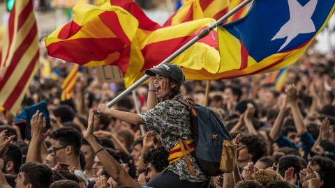 Manifestaci&oacute;n de estudiantes en Barcelona a favor del refer&eacute;ndum de autodeterminaci&oacute;n de Catalu&ntilde;a 