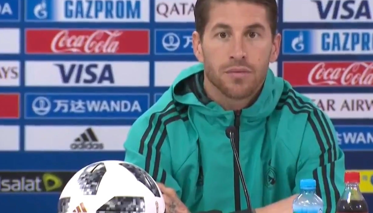 Sergio Ramos, sobre la amenaza de la FIFA: "No creo que España pierda en los despachos lo que nos ha costado ganar en el campo" Sergio Ramos, sobre la amenaza de la FIFA: "No creo que España pierda en los despachos lo que nos ha costado ganar en el campo"