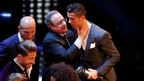 Florentino saluda a Cristiano