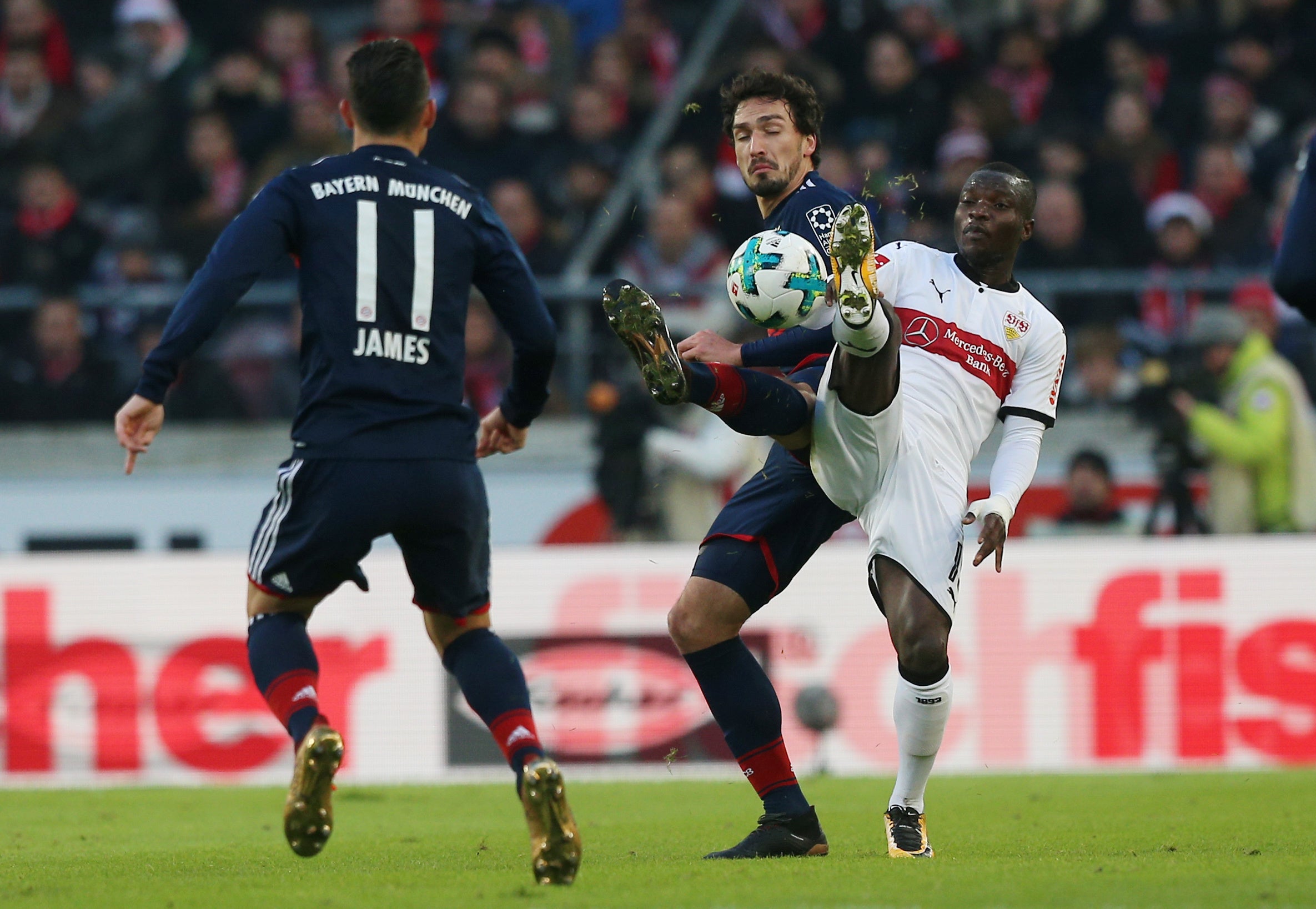 El Bayern de Múnich gana con un solitario gol al Stuttgart El Bayern de Múnich gana con un solitario gol al Stuttgart