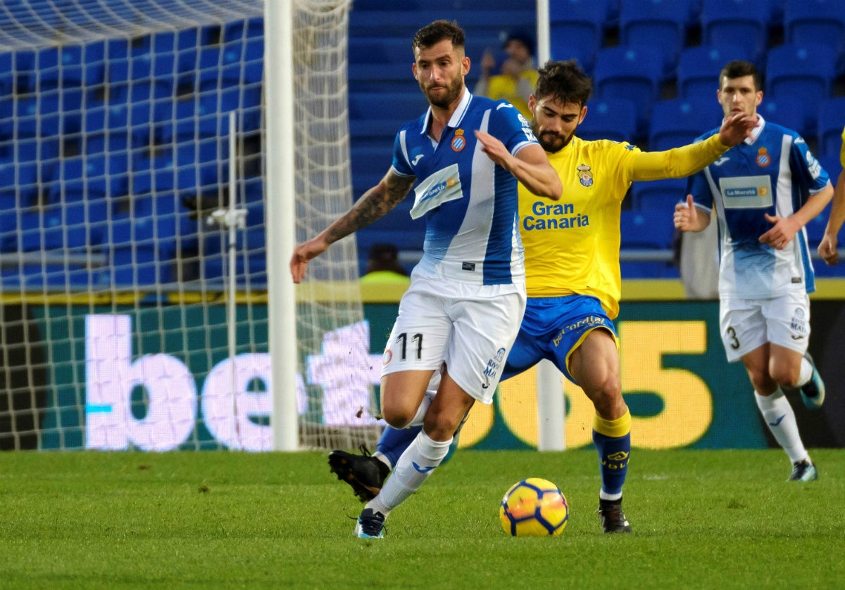 Las Palmas falla un penalti en el minuto 95 y se queda sin remontada Las Palmas falla un penalti en el minuto 95 y se queda sin remontada