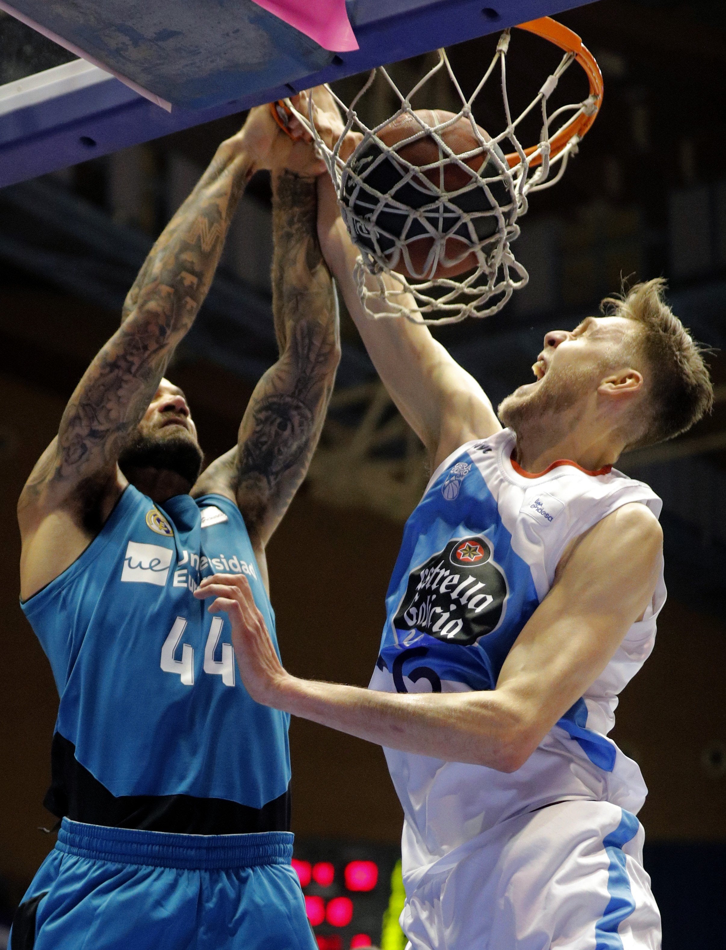 El Real Madrid gana al Obradoiro en el récord de triples en la ACB El Real Madrid gana al Obradoiro en el récord de triples en la ACB