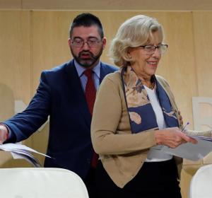 Manuela Carmena con Carlos Sánchez Mato Manuela Carmena con Carlos Sánchez Mato