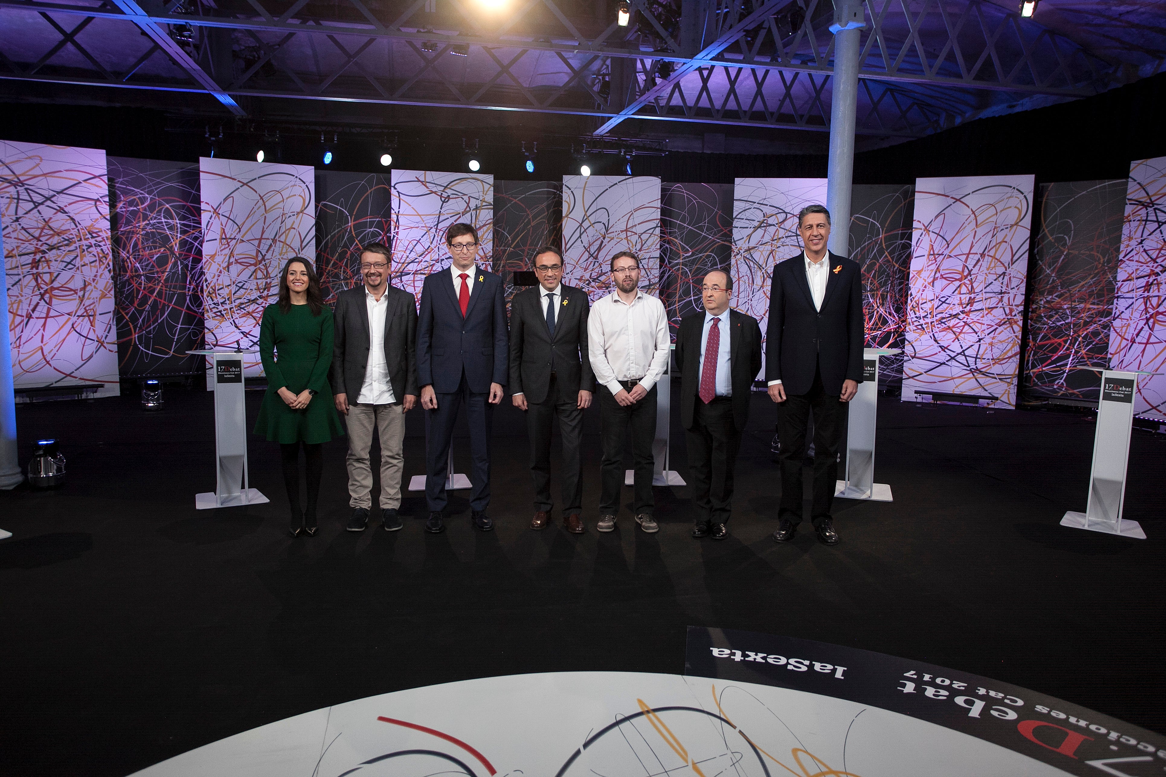 La falta de acuerdo y los cruces de acusaciones marcan un debate que deja la gobernabilidad de Cataluña en el aire La falta de acuerdo y los cruces de acusaciones marcan un debate que deja la gobernabilidad de Cataluña en el aire