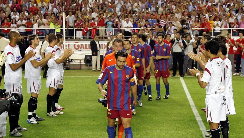 El Sevilla homenajea al Barcelona El Sevilla homenajea al Barcelona
