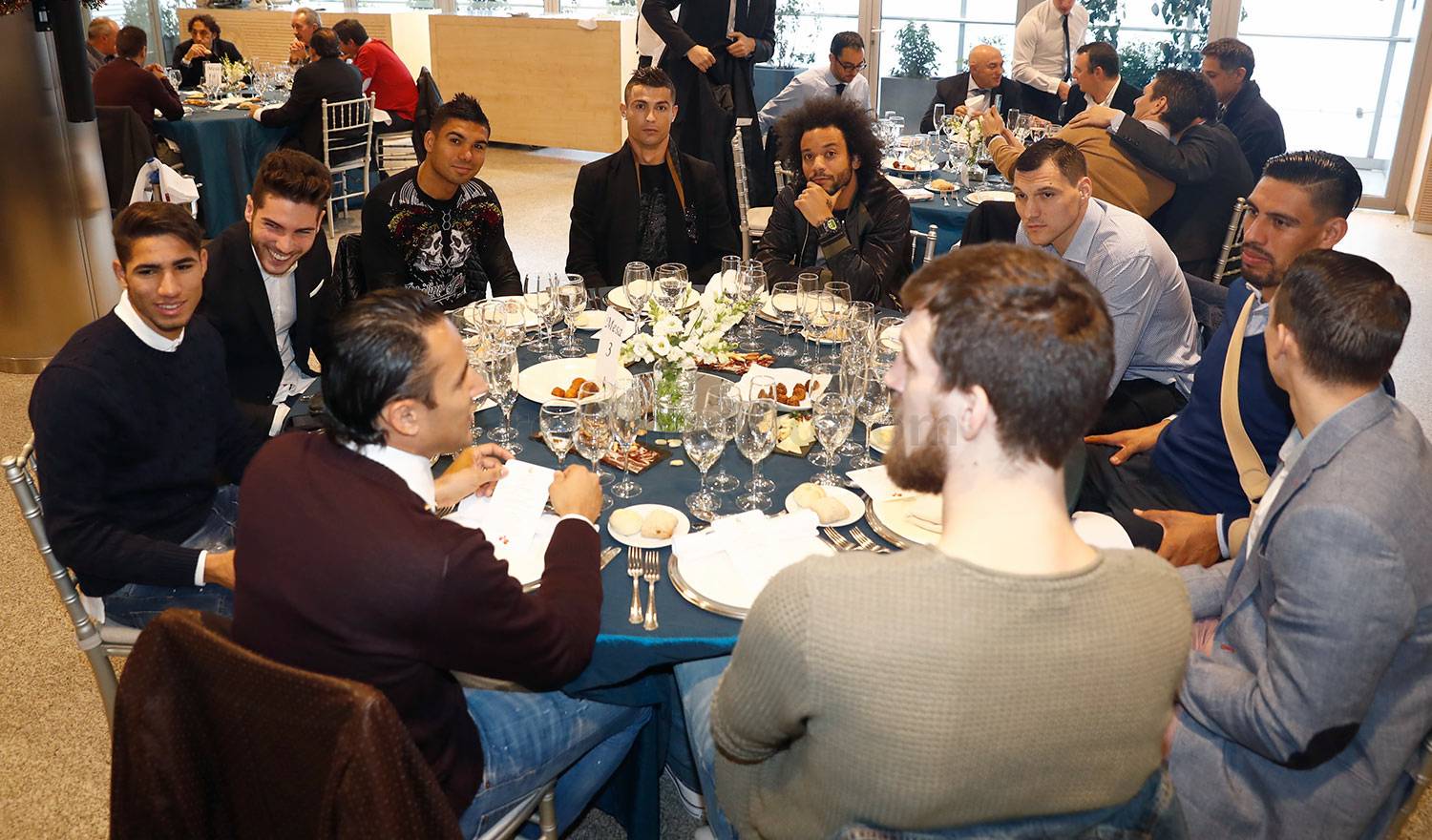 ¿Quién se sentó con quién en la comida de Navidad del Real Madrid? ¿Quién se sentó con quién en la comida de Navidad del Real Madrid?