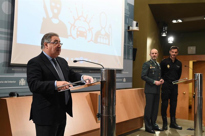 Huir, silenciar el móvil y no fingir estar muertos, las recomendaciones de Interior ante un atentado yihadista Huir, silenciar el móvil y no fingir estar muertos, las recomendaciones de Interior ante un atentado yihadista
