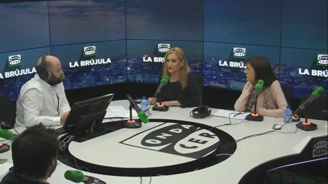 Cristina Cifuentes: "Una coalici&oacute;n constitucionalista ser&iacute;a algo muy bueno para Catalu&ntilde;a"