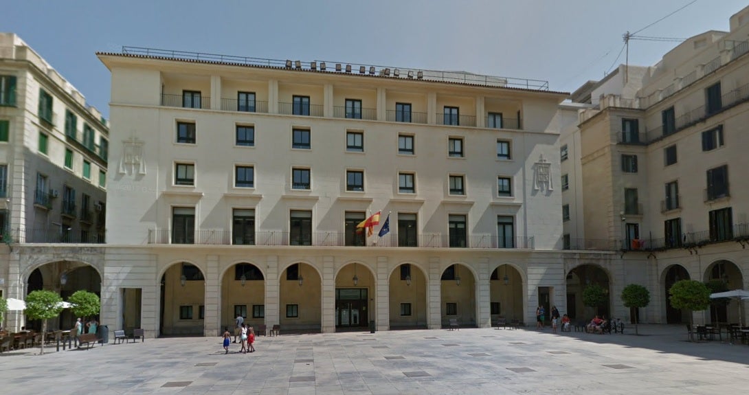 El Fiscal pide diez años de prisión para dos hombres por el intento de homicidio de una persona en Sax El Fiscal pide diez años de prisión para dos hombres por el intento de homicidio de una persona en Sax