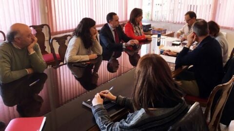 Reuni&oacute;n entre el Ayuntamiento y la UTE Maceteros
