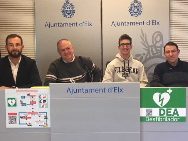 El Ayuntamiento de Elche incorpora 15 desfibriladores más en instalaciones públicas El Ayuntamiento de Elche incorpora 15 desfibriladores más en instalaciones públicas