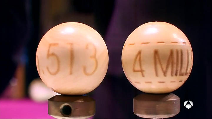 Cada extremeño destinará algo más de 66 euros para el sorteo del Gordo de Navidad, más en la provincia de Cáceres que en Badajoz Cada extremeño destinará algo más de 66 euros para el sorteo del Gordo de Navidad, más en la provincia de Cáceres que en Badajoz