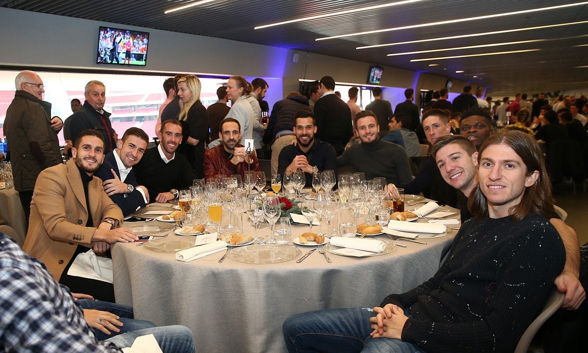 El Atlético celebra su primera comida navideña en el Wanda Metropolitano El Atlético celebra su primera comida navideña en el Wanda Metropolitano