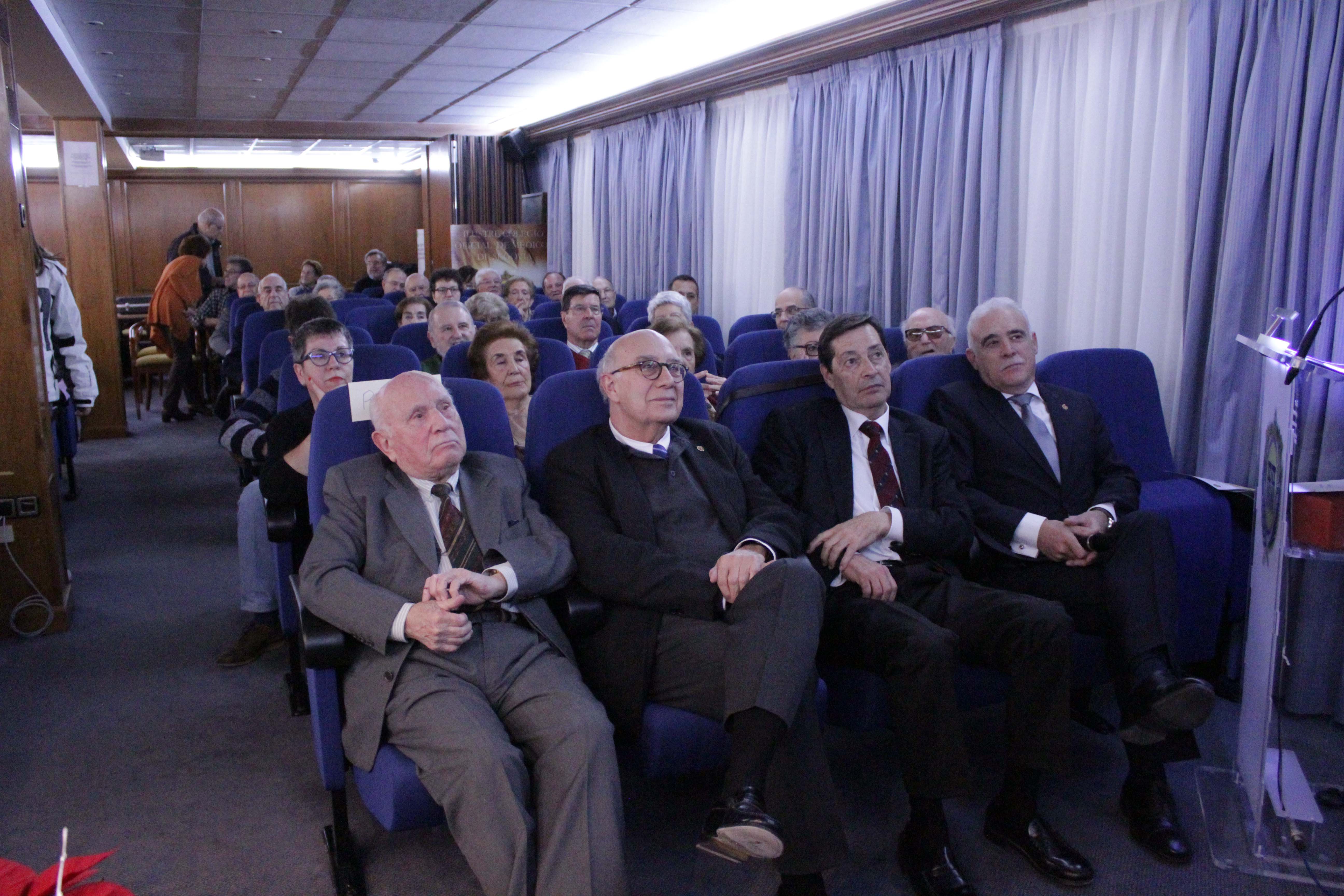 La nostalgia y el talento marcan la jornada de confraternización del Colegio de Médicos La nostalgia y el talento marcan la jornada de confraternización del Colegio de Médicos