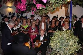 Turismo en la Onda. Los patios en Navidad Turismo en la Onda. Los patios en Navidad