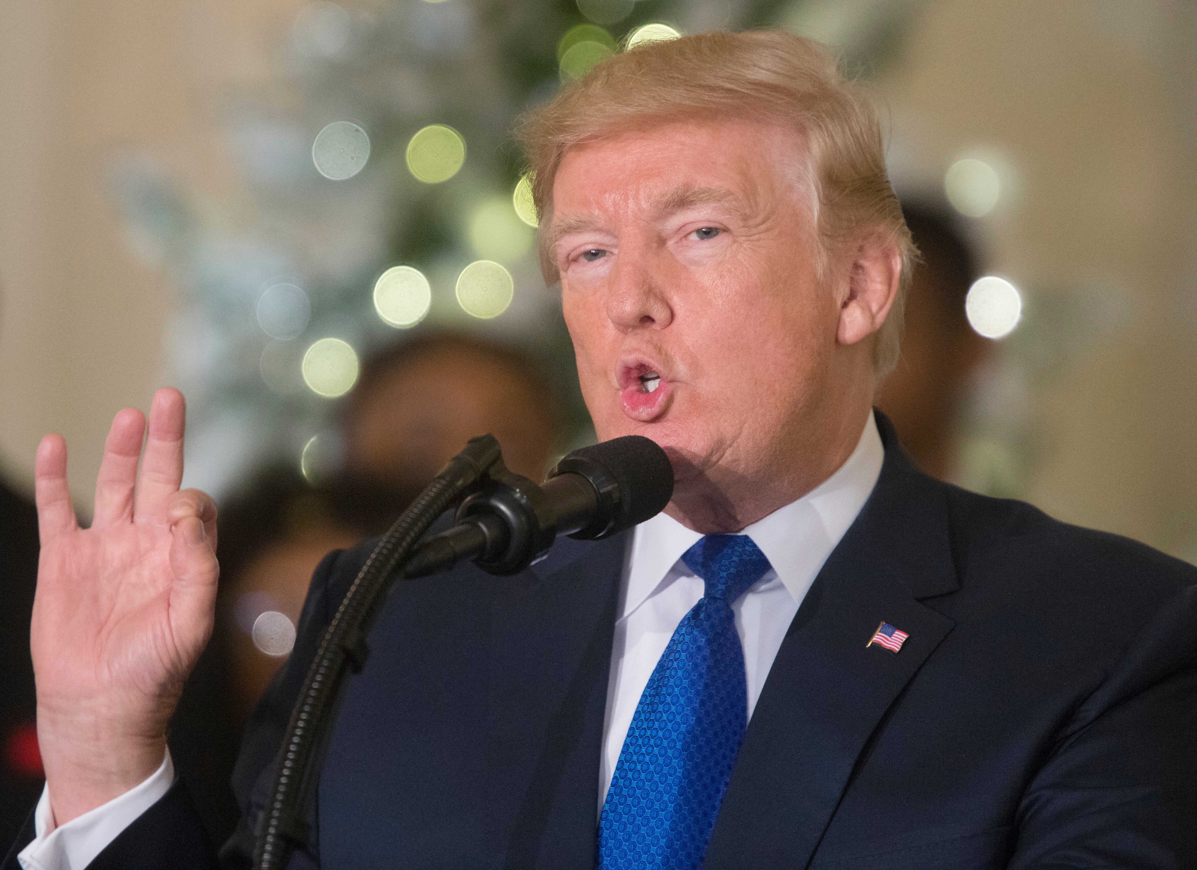 Donald Trump: "La reforma fiscal será como echar combustible a los motores de la economía estadounidense" Donald Trump: "La reforma fiscal será como echar combustible a los motores de la economía estadounidense"