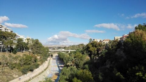 Ladera r&iacute;o Vinalop&oacute; a su paso por el centro de Elche