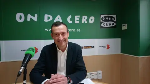 CARLOS GONZALEZ ELCHE EN LA ONDA. EL ALCALDE ESCUCHA