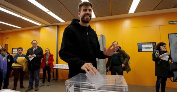 Piqué, tras votar: "No siempre se ha podido votar en España" Piqué, tras votar: "No siempre se ha podido votar en España"