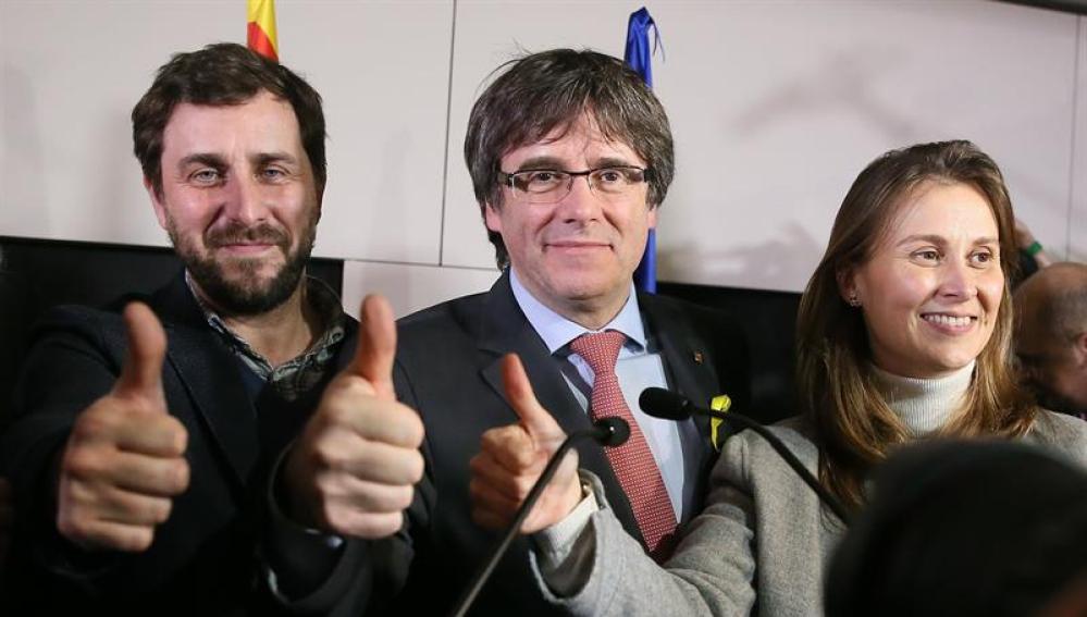 Carles Puigdemont celebra los resultados electorales