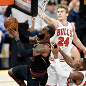LeBron James, en acción ante los Bulls LeBron James, en acción ante los Bulls