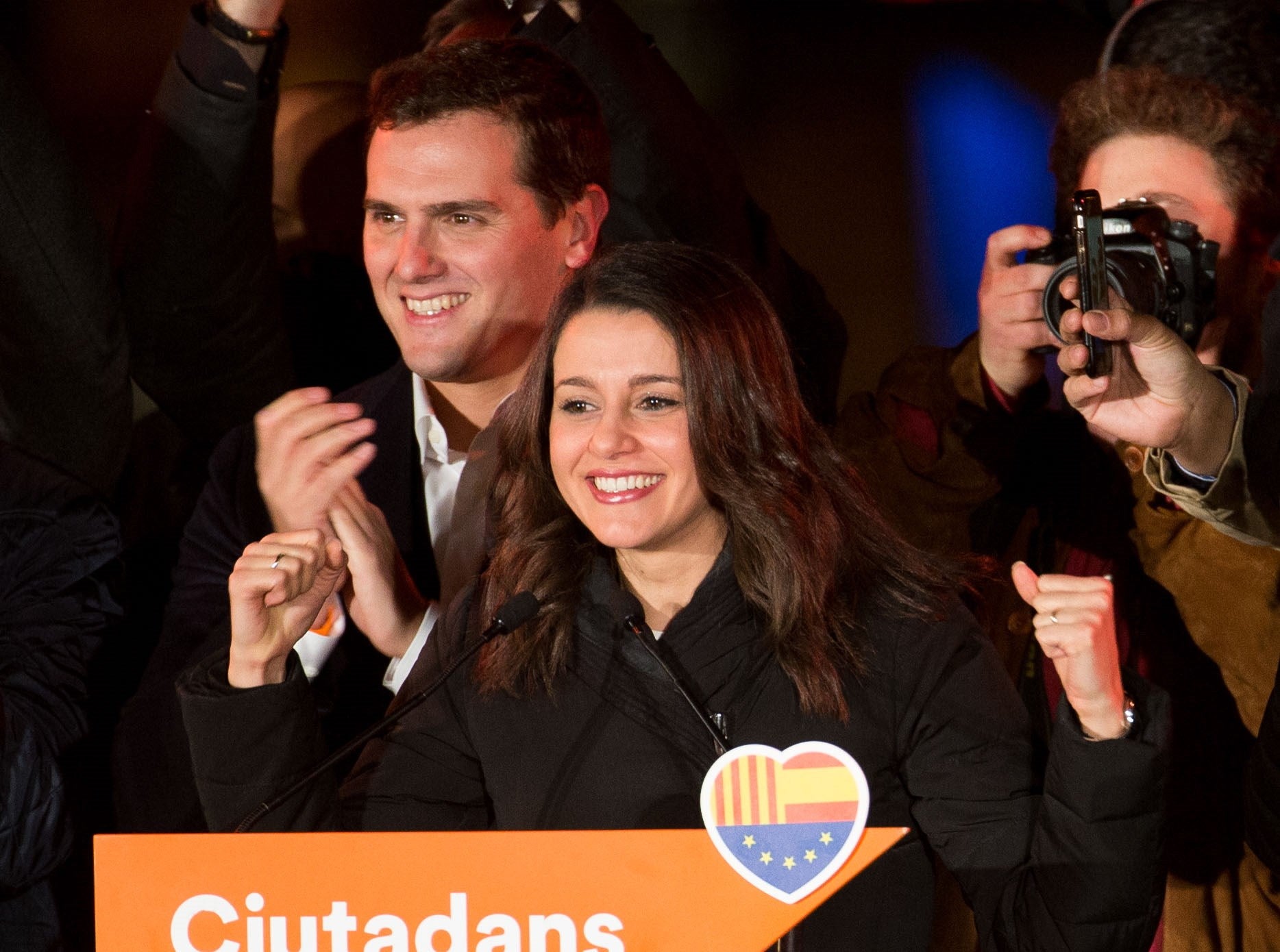 Tertulia: ¿Debe intentar formar gobierno en Cataluña Inés Arrimadas? Tertulia: ¿Debe intentar formar gobierno en Cataluña Inés Arrimadas?