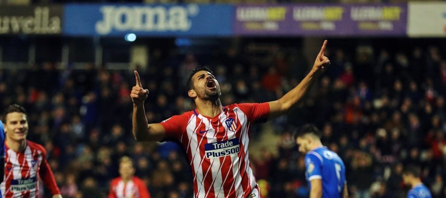 Diego Costa celebra su gol ante el Lleida Diego Costa celebra su gol ante el Lleida