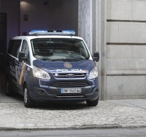 El furgón policial que traslada a Oriol Junqueras El furgón policial que traslada a Oriol Junqueras