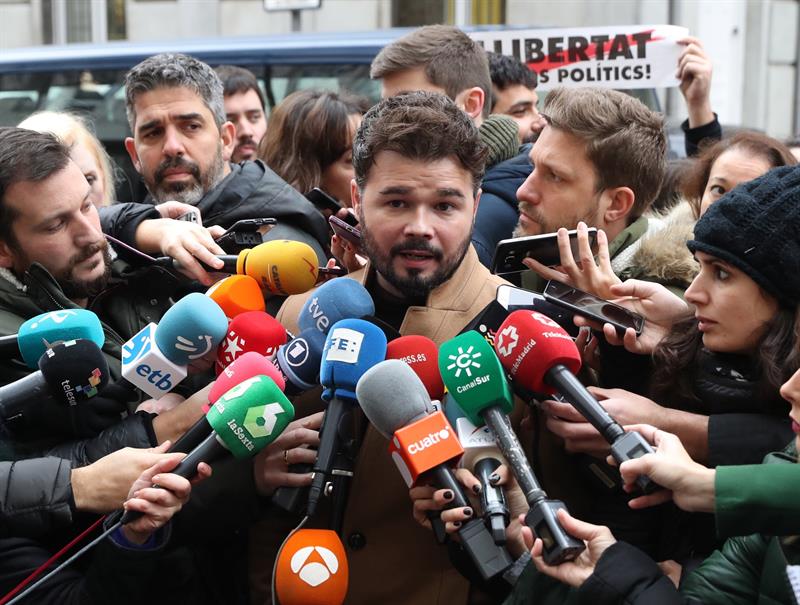Gabriel Rufián: "Oriol Junqueras es el plan B si Puigdemont no puede volver" Gabriel Rufián: "Oriol Junqueras es el plan B si Puigdemont no puede volver"