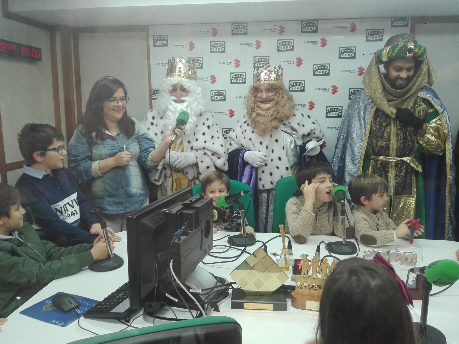 Los reyes magos pasan por los micrófonos de Ciudad Real en la Onda Los reyes magos pasan por los micrófonos de Ciudad Real en la Onda