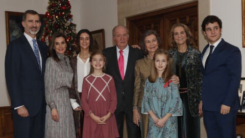 El Rey Juan Carlos celebra sus 80 a&ntilde;os con una comida familiar, excepto por la infanta Cristina