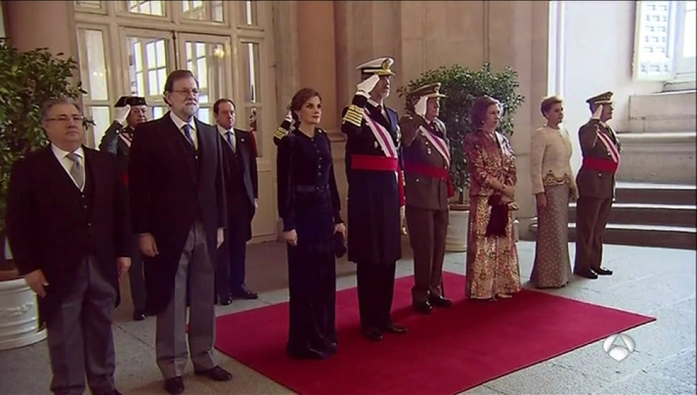 Felipe VI preside la Pascua Militar con la presencia del Rey Juan Carlos