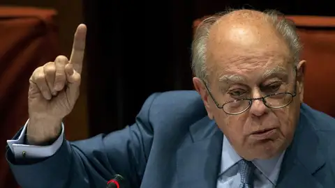 Jordi Pujol en el Parlament en una imagen de archivo Jordi Pujol en el Parlament en una imagen de archivo