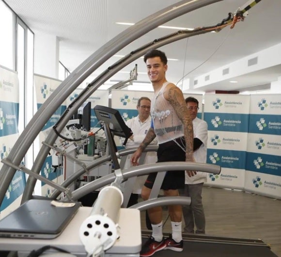 Coutinho llega lesionado: presenta una lesión en el recto anterior del muslo derecho Coutinho llega lesionado: presenta una lesión en el recto anterior del muslo derecho