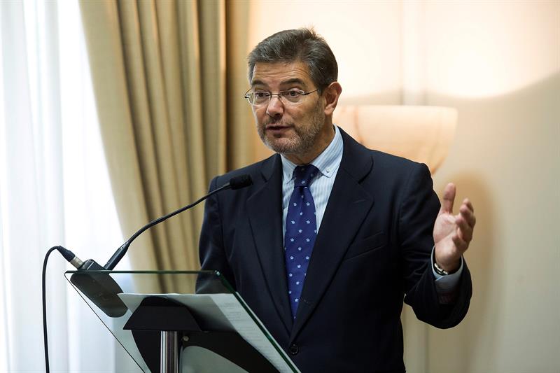 Catalá dice que el candidato a presidir la Generalitat tiene que tener un "horizonte judicial tranquilo" Catalá dice que el candidato a presidir la Generalitat tiene que tener un "horizonte judicial tranquilo"