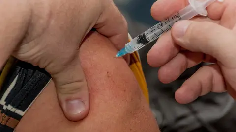 La vacunacion anual de la gripe alta proteccion frente a la mortalidad en mayores La vacunacion anual de la gripe alta proteccion frente a la mortalidad en mayores