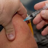 La vacunacion anual de la gripe alta proteccion frente a la mortalidad en mayores