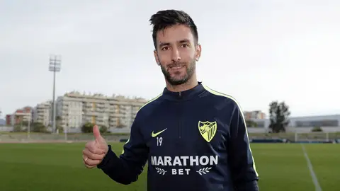 Alberto Bueno llega cedido al Málaga Alberto Bueno llega cedido al Málaga