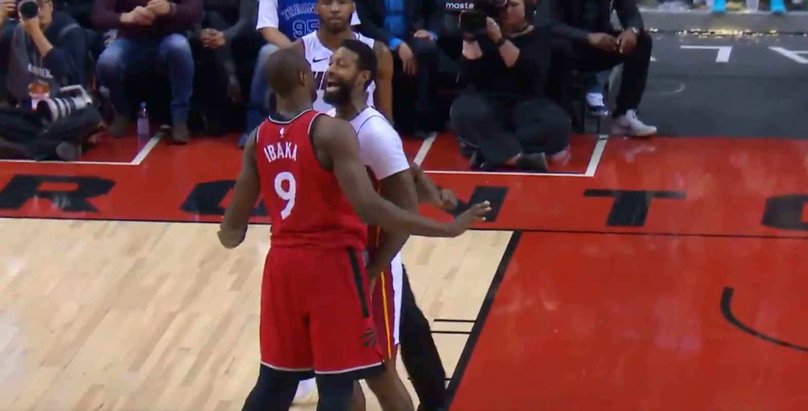 Ibaka, expulsado tras liarse a puñetazos con un jugador de Miami en pleno partido Ibaka, expulsado tras liarse a puñetazos con un jugador de Miami en pleno partido