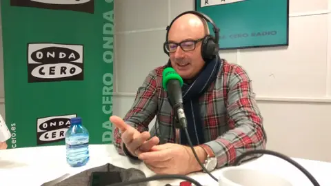 Secundino Caso, entrevista en 'Cantabria en la Onda' En el estudio de Onda Cero Cantabria