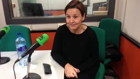 Carmen Moriyón, alcaldesa de Gijón Entrevista a la Alcaldesa en el "Gijón en la Onda"
