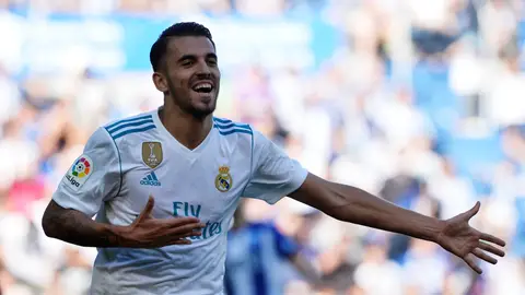 Ceballos celebra un gol con el Real Madrid Ceballos celebra un gol con el Real Madrid