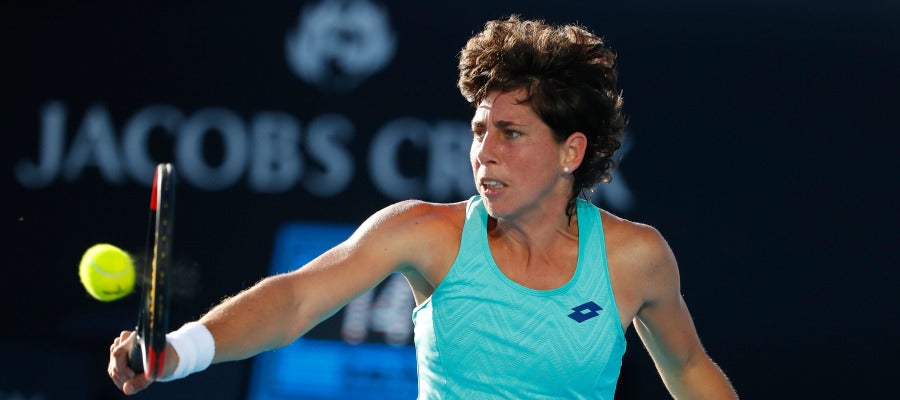 Carla Suárez golpea de revés ante Kanepi Carla Suárez golpea de revés ante Kanepi